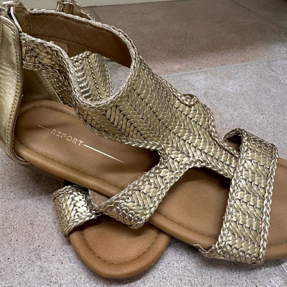 Report gold gladiator sandal size 8 - Picture 2 of 8